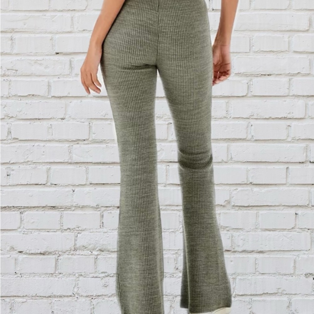 NWT - AE Pull-On Knit Kick Bootcut Pant